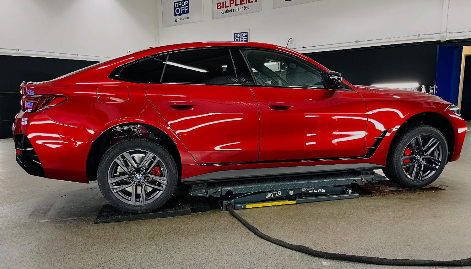 Profesjonell keramisk forsegling Skien gir langvarig bilpleie og enklere vedlikehold.